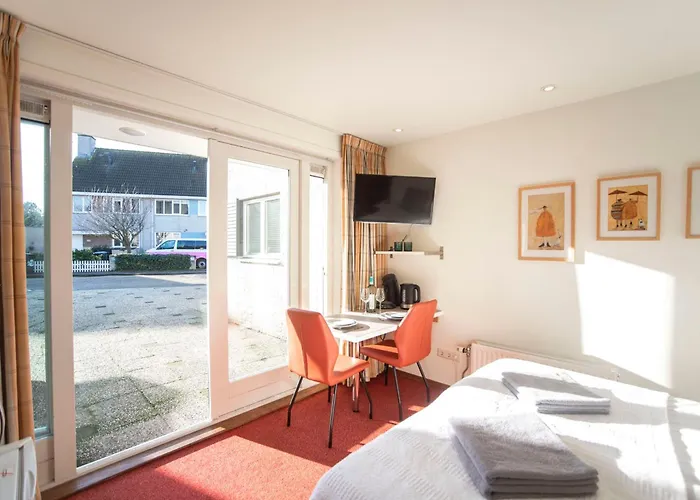 19 With Private Parking Zandvoort